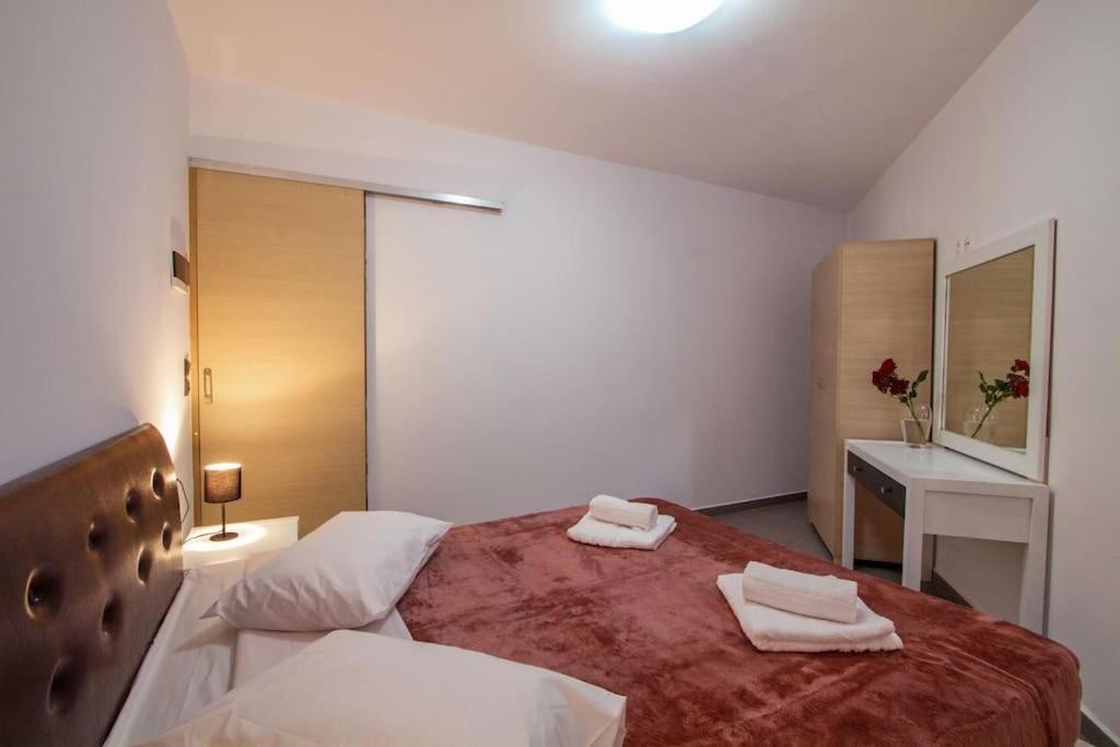 Ben'S Homes Nopigia Extérieur photo